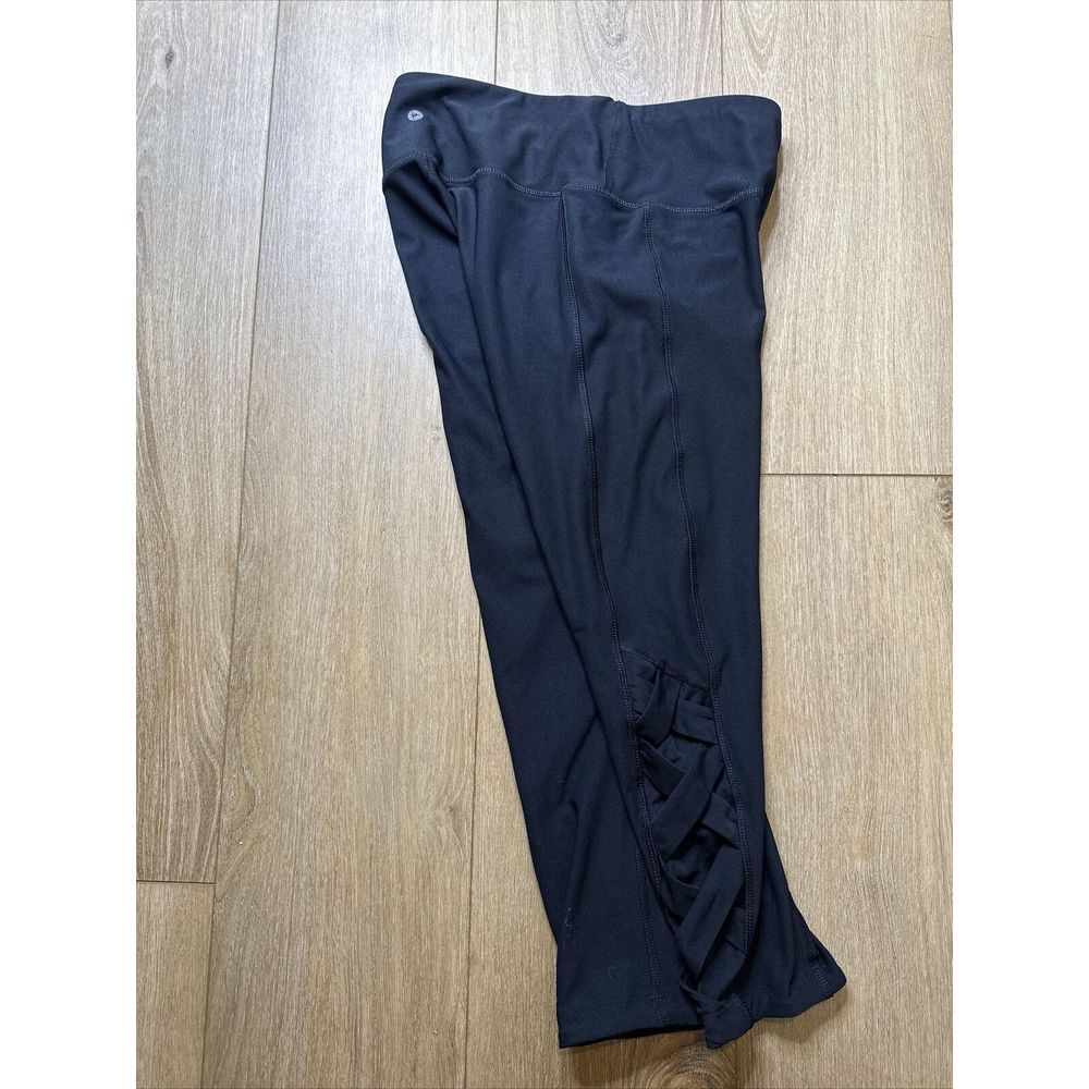 90 Degree Crop Leggings Women's Small Black Criss Cross Leg‎ Design Preowned